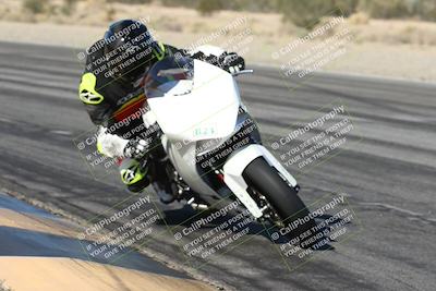 media/Dec-04-2025-Racers Edge (Thu) [[5ebc9f124d]]/3-B Group/3-Session 2 (Turn 7 Inside)/